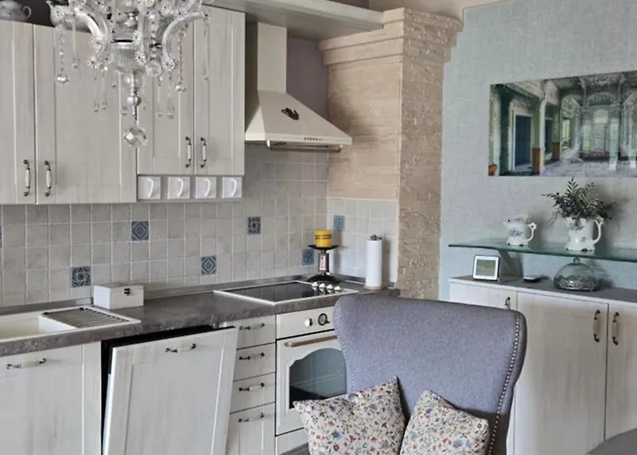 Kristaly Pihenohaz *